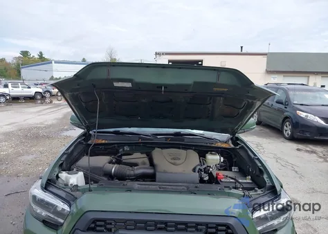 2021 Toyota Tacoma 4Wd Trd Off Road from USA, damaged, VIN 3TMCZ5AN5MM380286